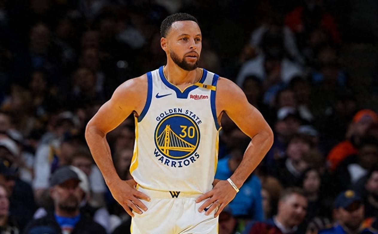 科莫0-0卡利亚里，平分秋色（科莫与卡利亚里0-0握手言和）