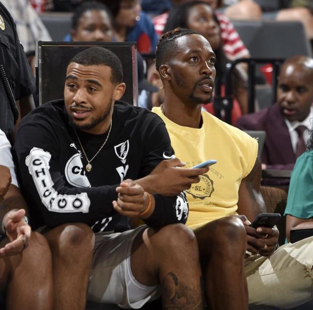 亚冠生死战还没开打，海港却先迎来两个坏消息，客场取胜柔佛新山悬了（亚冠生死战未开打，海港已遭两重打击，客场拿下柔佛前景堪忧）