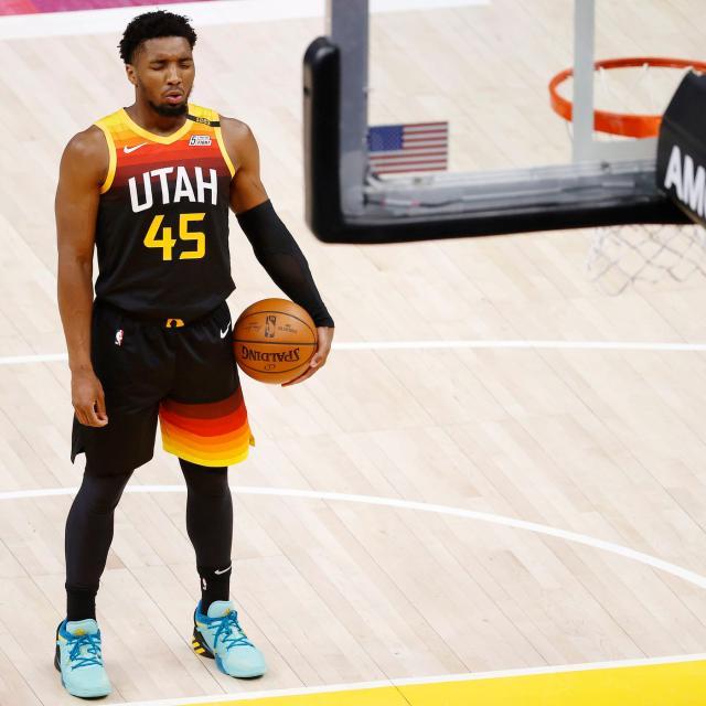 迪斯蒂法诺赢得超级金球奖36周年，皇马在官方社媒发文庆祝（皇马官方社媒纪念迪斯蒂法诺加冕超级金球36周年）