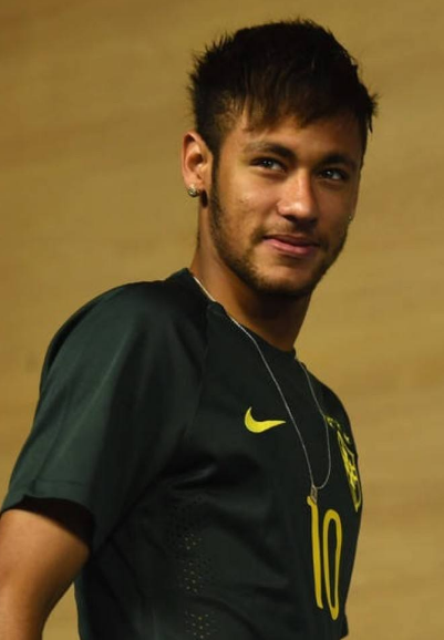 莫兰特&爱德华兹今日同时缺阵，克拉克有望赛季首秀（莫兰特与爱德华兹今日双双缺席，克拉克或迎赛季首秀）