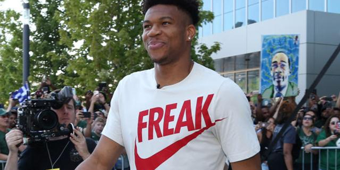 格林伍德与世界杯之间，还差一张与牙买加的投名状！（通往世界杯的最后一关：格林伍德需在对牙买加一战立下投名状）