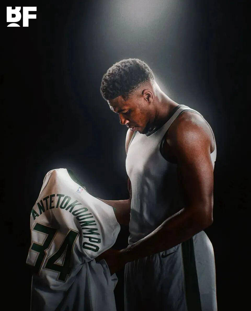 德转列世界足坛门将身价榜：舍瓦利耶4000万欧居首（德转公布世界门将身价榜：舍瓦利耶以4000万欧登顶）