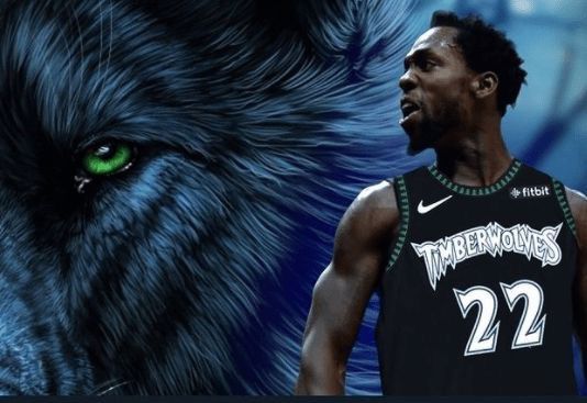 每一拍都是爱心！张江镇这场街区羽毛球比赛挥洒汗水，更温暖人心（挥拍传爱，暖意满城：张江镇街区羽毛球赛热力开打）