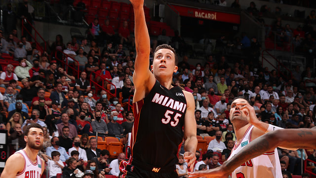 未满21岁意甲赛季至少前15场打进5球，伊尔迪兹比肩皮耶罗（伊尔迪兹未满21岁在意甲赛季前15场斩获5球，与皮耶罗比肩）