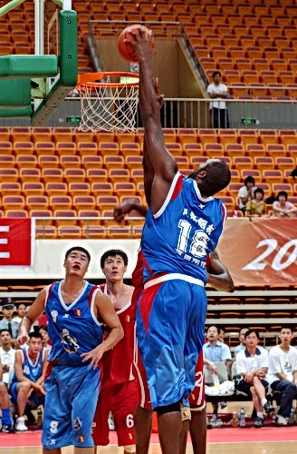 坎比亚索：我经常看枪手比赛；“三维球员”的说法是在表扬我（坎比亚索：常看阿森纳比赛，“三维球员”这一称呼是对我的肯定）