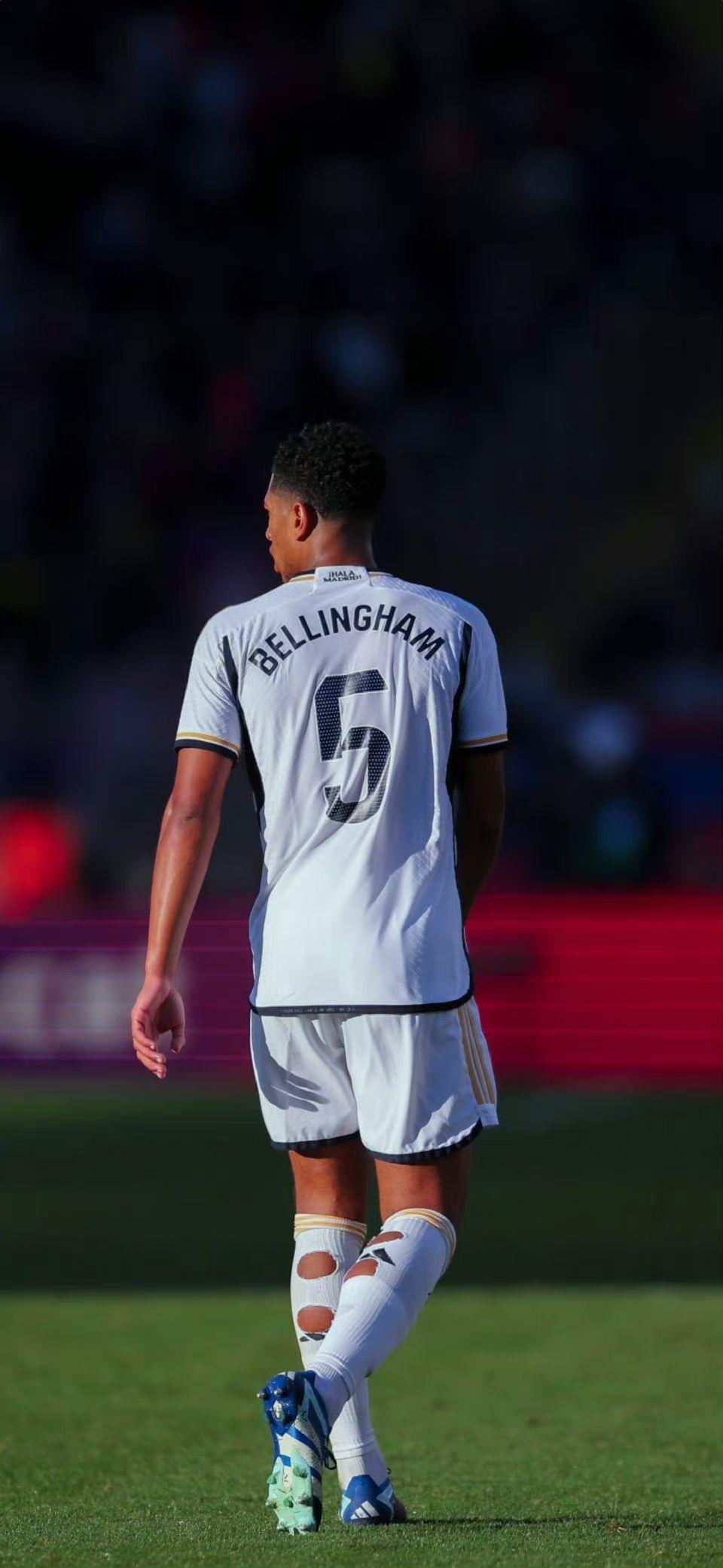 火记：若非争议判罚和崩盘本能多赢3场 现在就对火箭下定论太早（火记：若不是争议吹罚与末节崩盘，火箭应再多拿三胜；现在定论仍偏早）