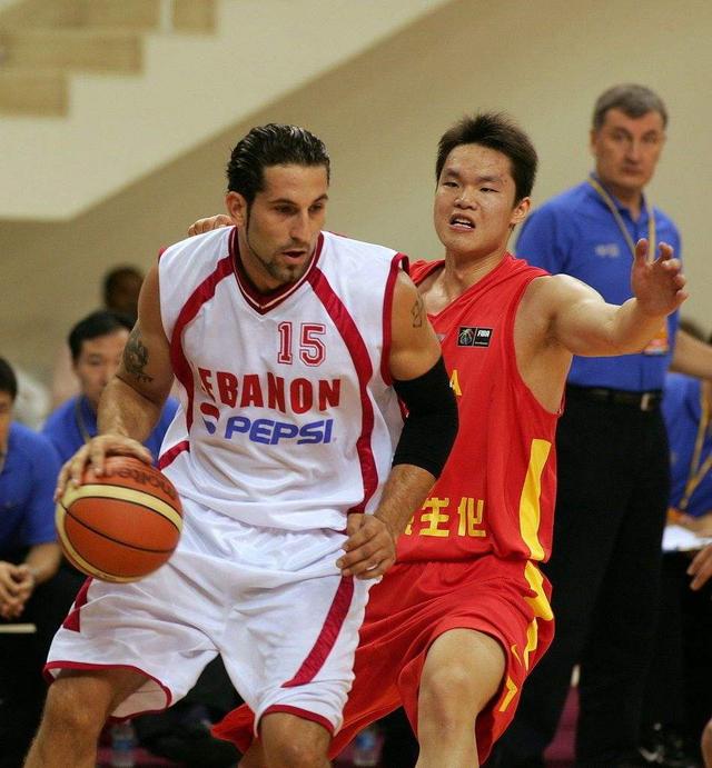 吉林男篮88-85逆转深圳晋级CBA杯八强（吉林男篮88-85逆转深圳，挺进CBA杯八强）