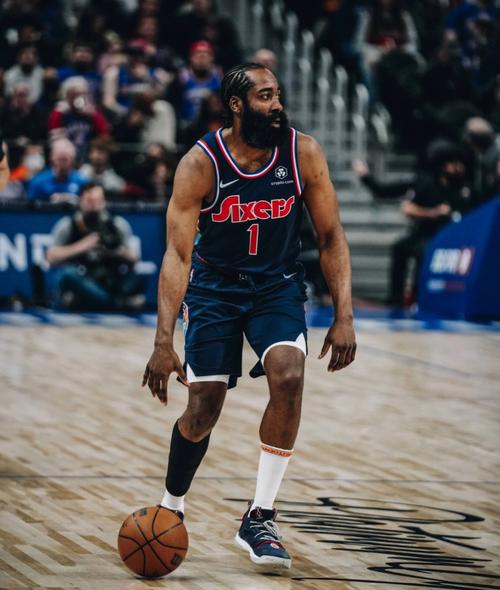 广东赢球关键先生！徐杰三分10中5得到17分9助（徐杰成广东取胜功臣：三分10投5中砍下17分9助攻）