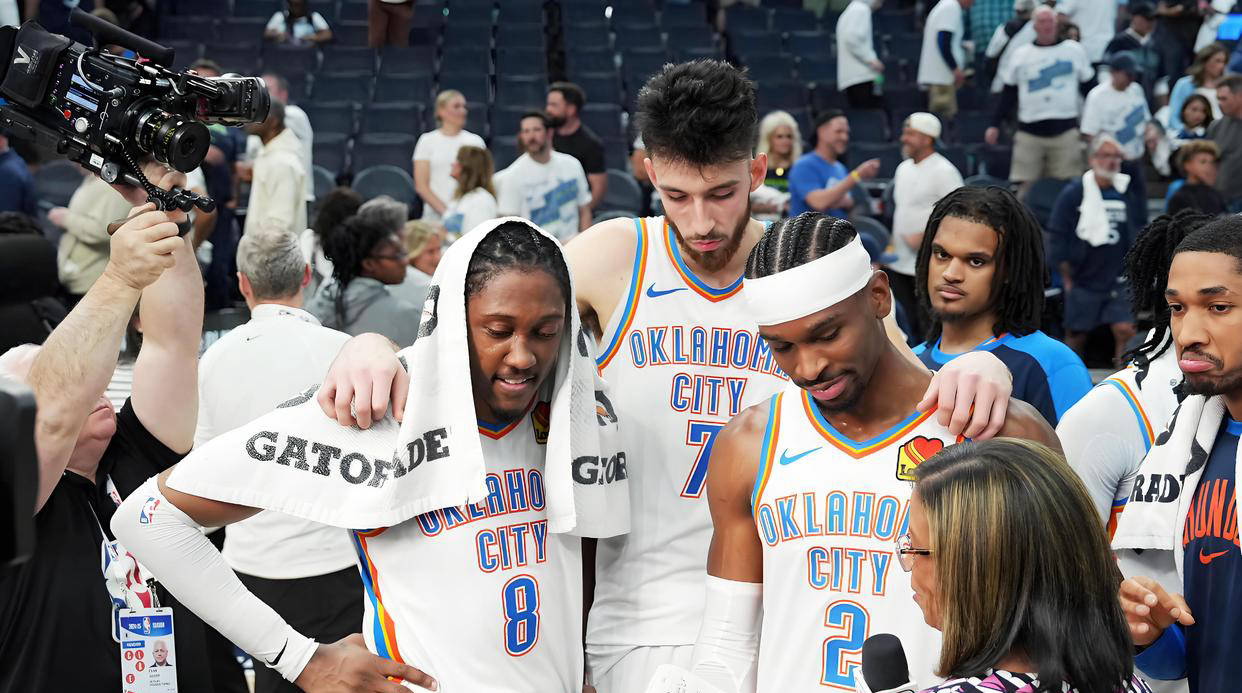 阿森纳曾4次在圣诞节前登顶，但也被曼市双雄四杀无缘夺冠（阿森纳曾四度圣诞前领跑，却被曼市双雄主客场双杀，终与冠军无缘）